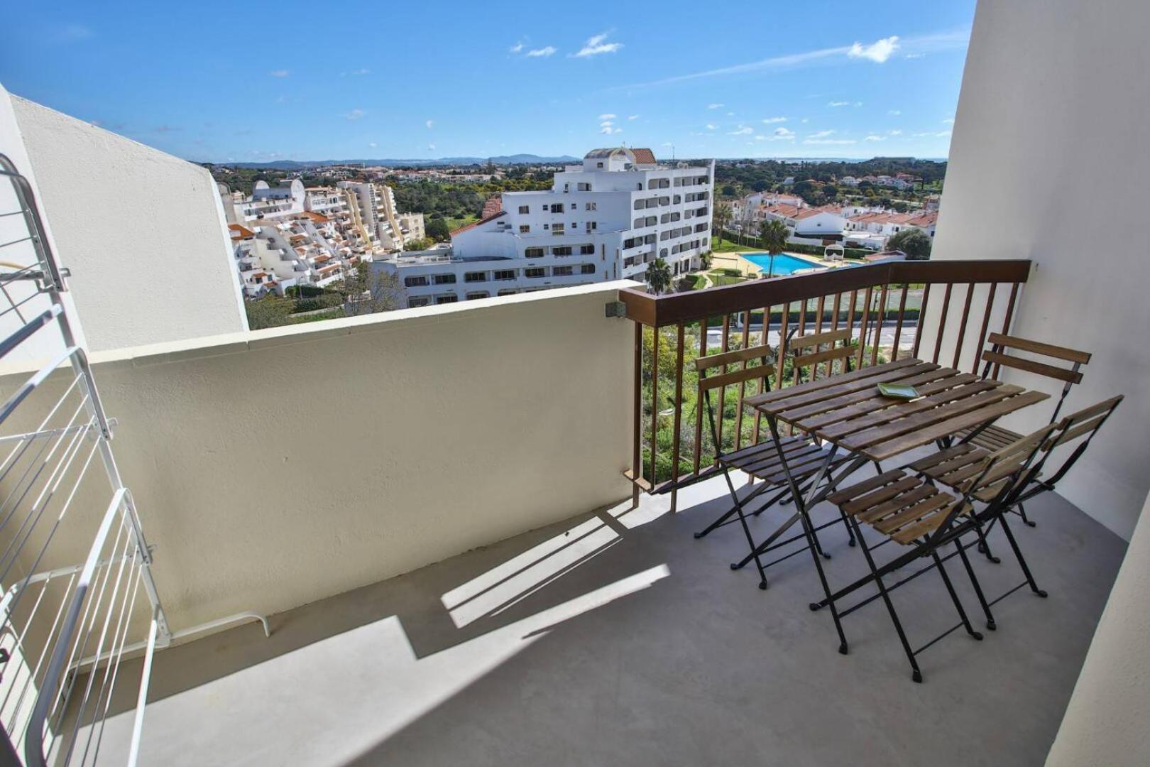 Luxe Condo With Pool, Airco And Seaview Balcony - Go4Portugal - アルブフェイラ エクステリア 写真